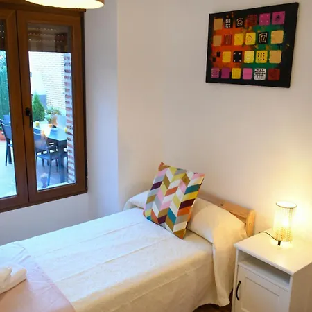 La Real Herreria * 마드리갈 데 라스 알타스 토레스