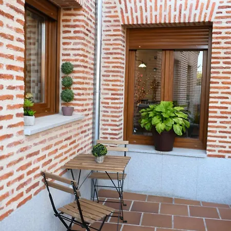 Holiday home La Real Herreria Madrigal de las Altas Torres
